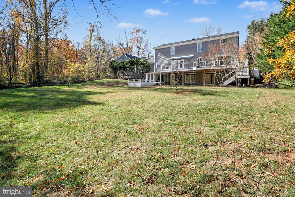 130 LAKELAND DRIVE
