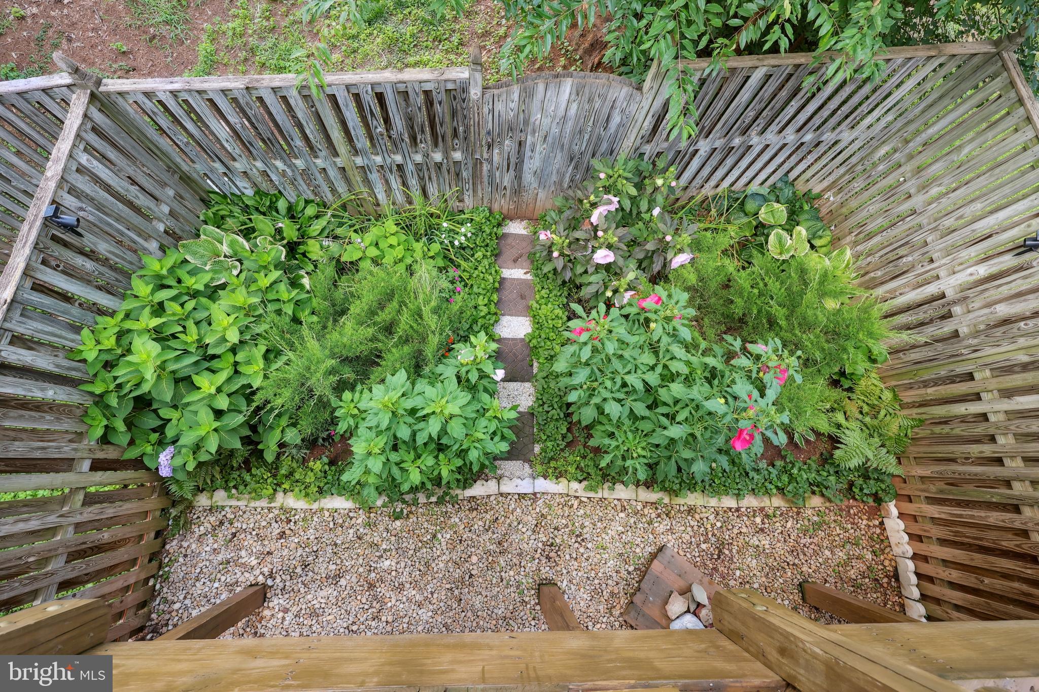 44004 FLORENCE TERRACE