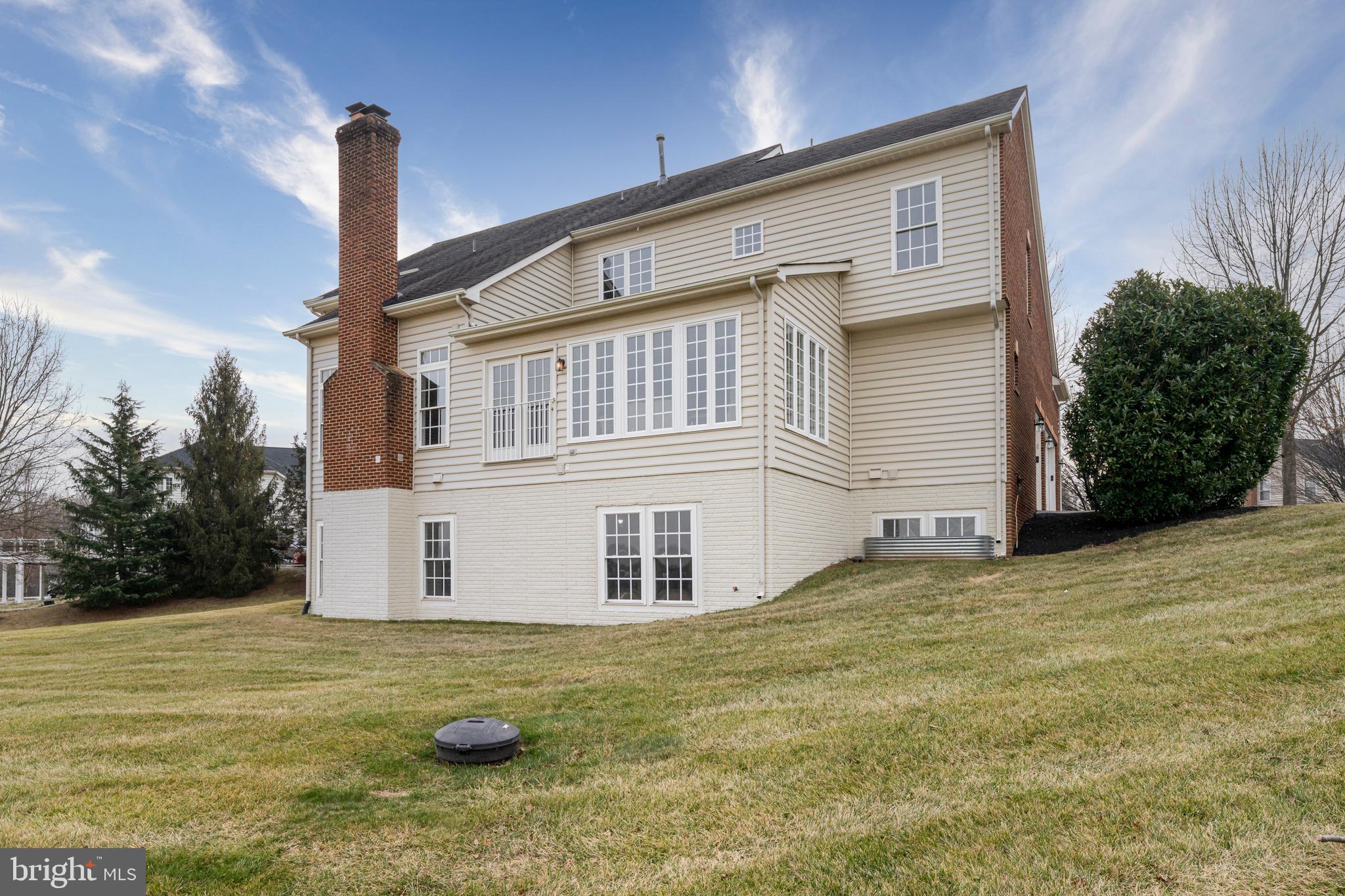 40452 HICKORY RIDGE PLACE