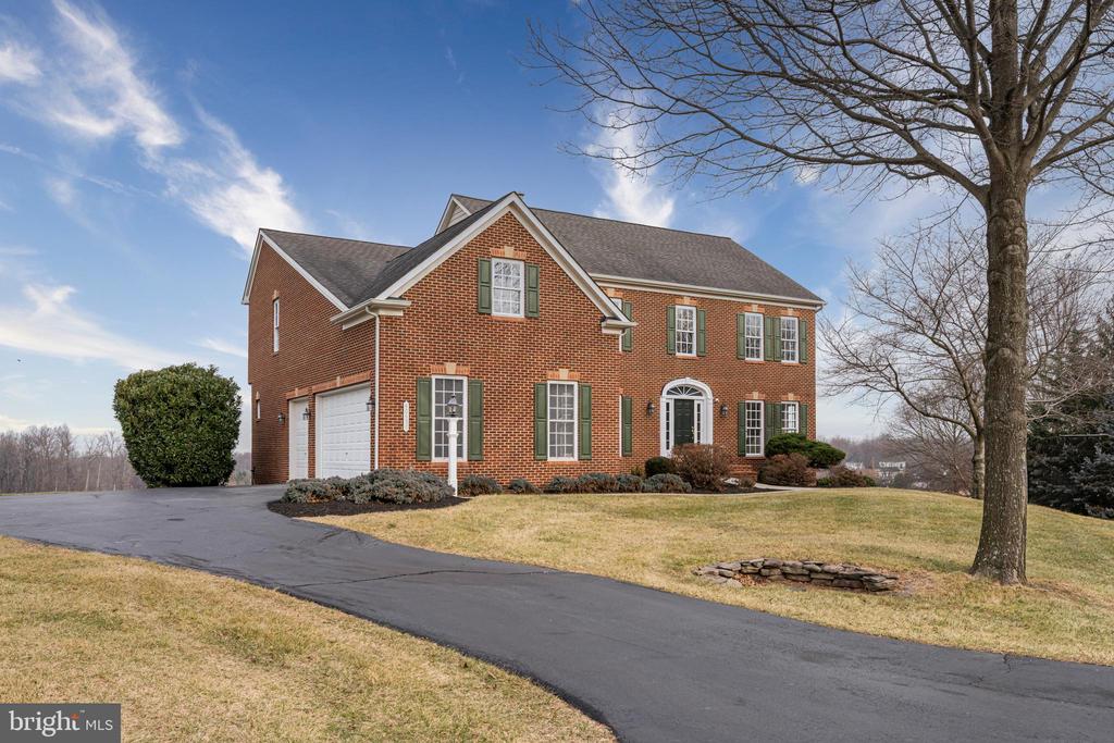 40452 HICKORY RIDGE PLACE