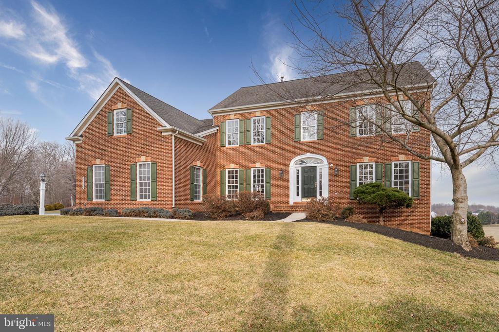40452 HICKORY RIDGE PLACE