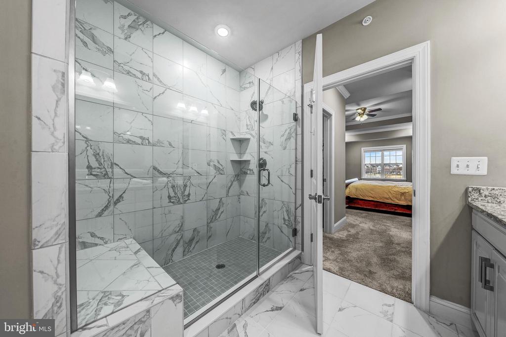20981 ROCKY KNOLL SQUARE 301