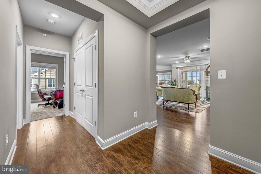 20981 ROCKY KNOLL SQUARE 301