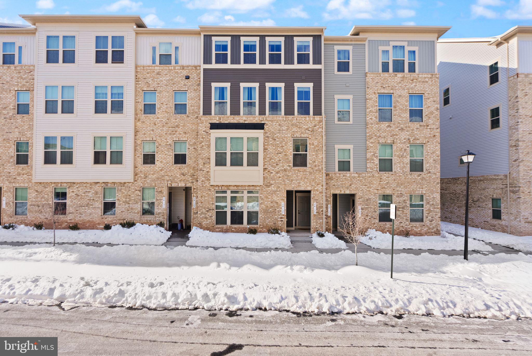 24125 NEWTONMORE TERRACE K