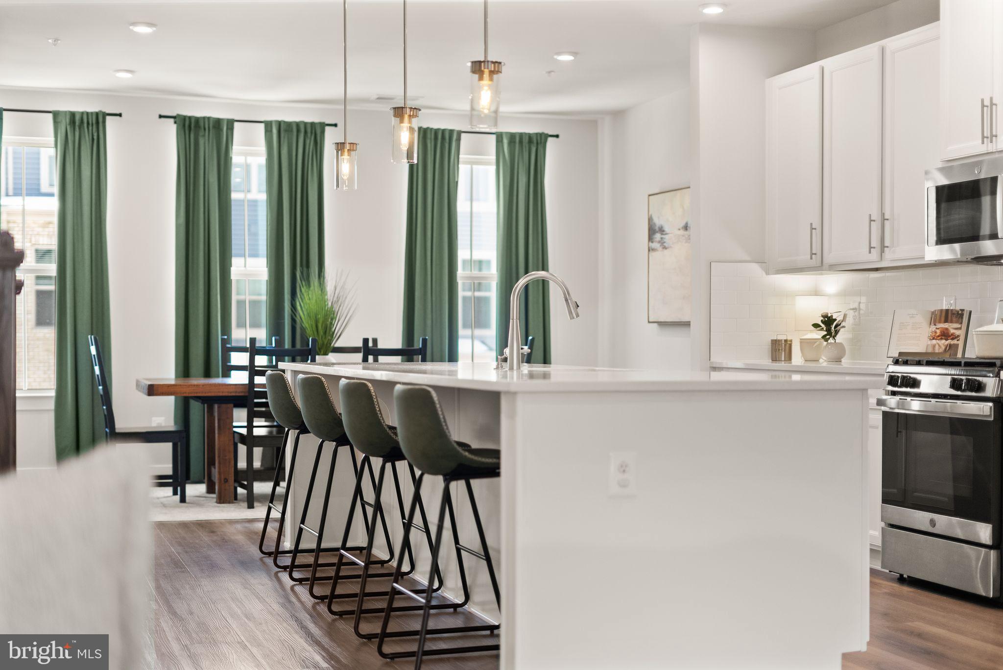 24125 NEWTONMORE TERRACE K