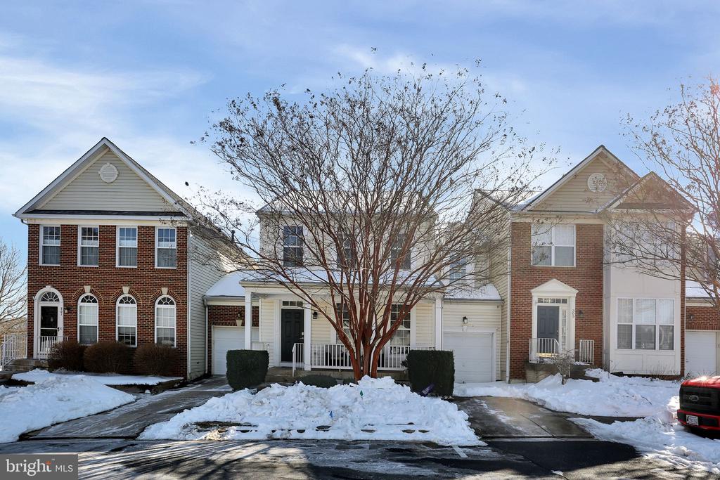 303 BAISH DRIVE SE