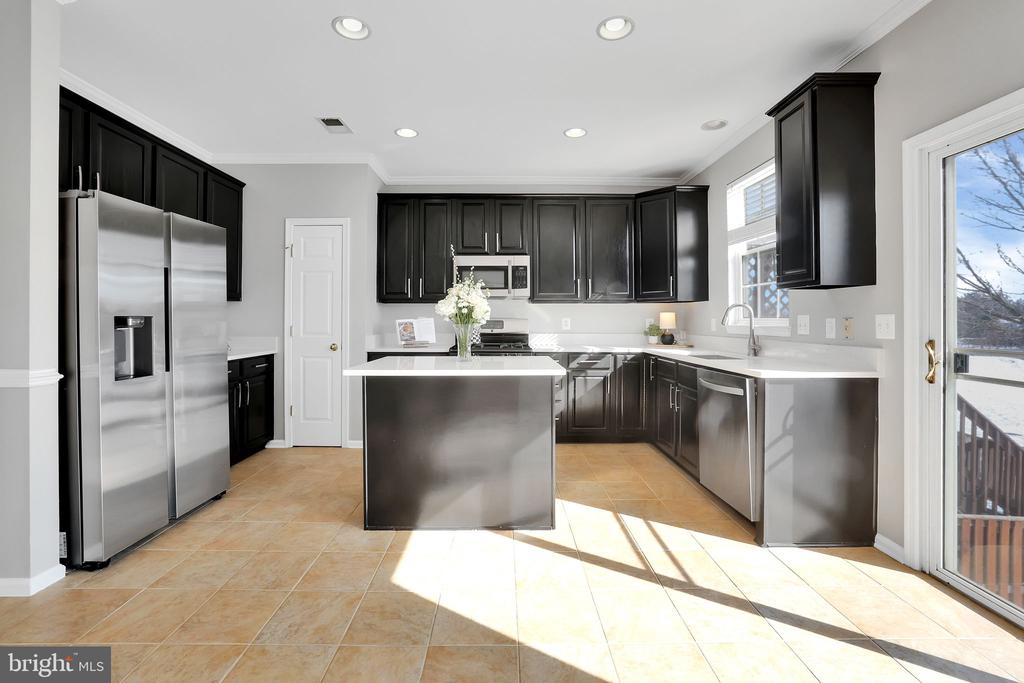 303 BAISH DRIVE SE