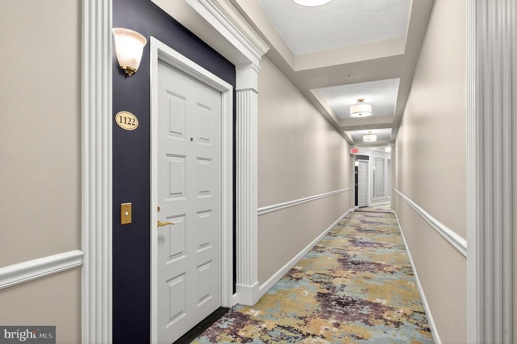 19355 CYPRESS RIDGE TERRACE Unit: 1122