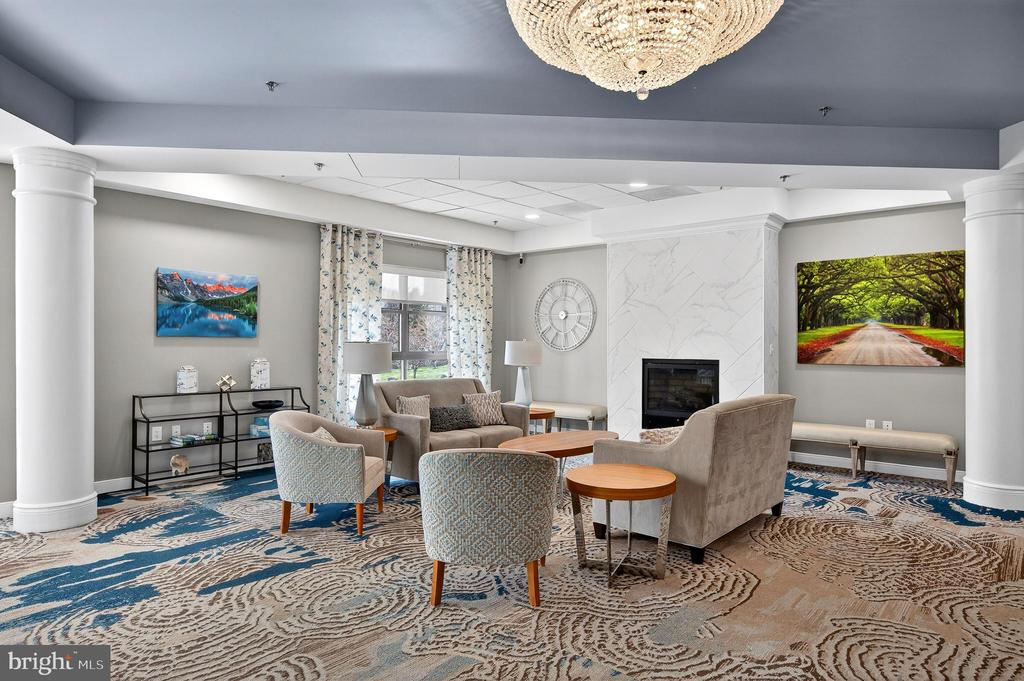 19355 CYPRESS RIDGE TERRACE Unit: 1122