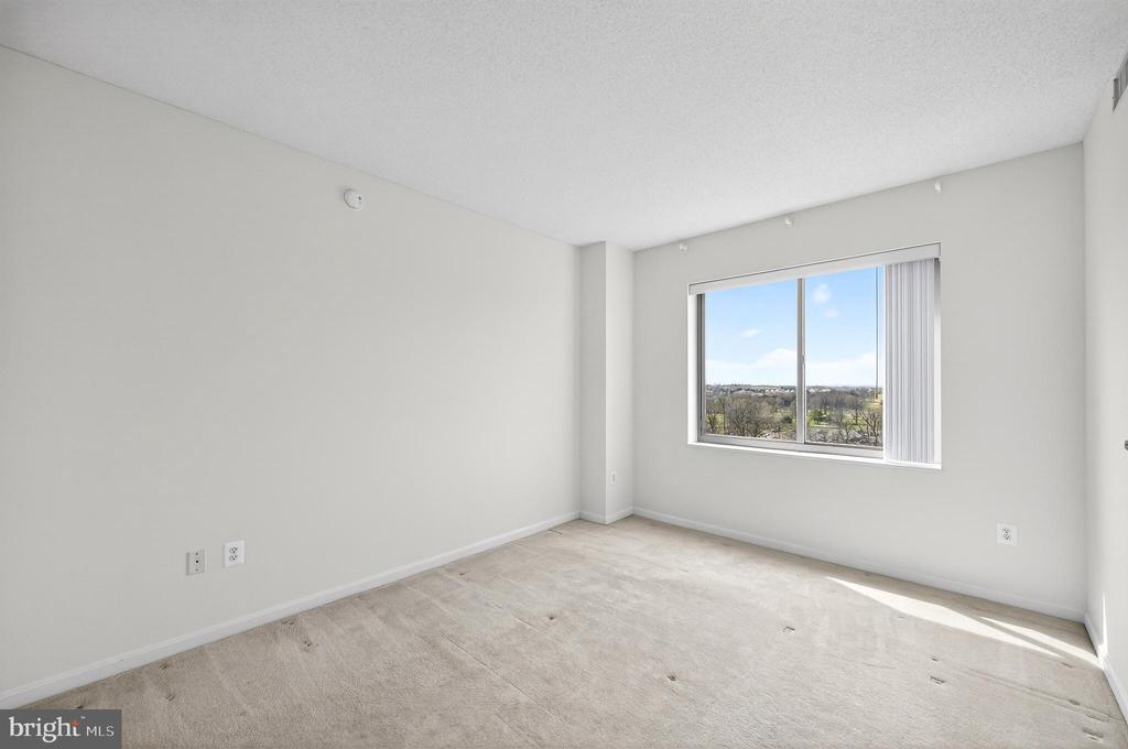 19355 CYPRESS RIDGE TERRACE Unit: 1122