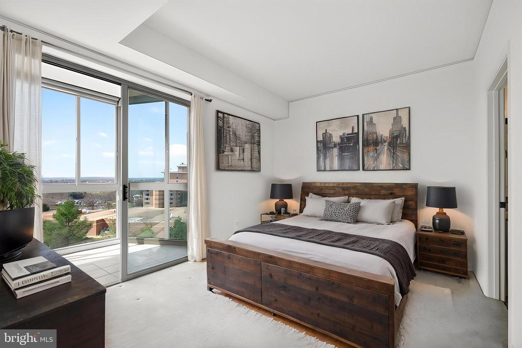 19355 CYPRESS RIDGE TERRACE Unit: 1122