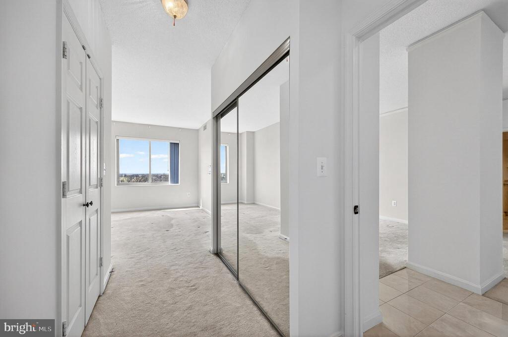 19355 CYPRESS RIDGE TERRACE Unit: 1122