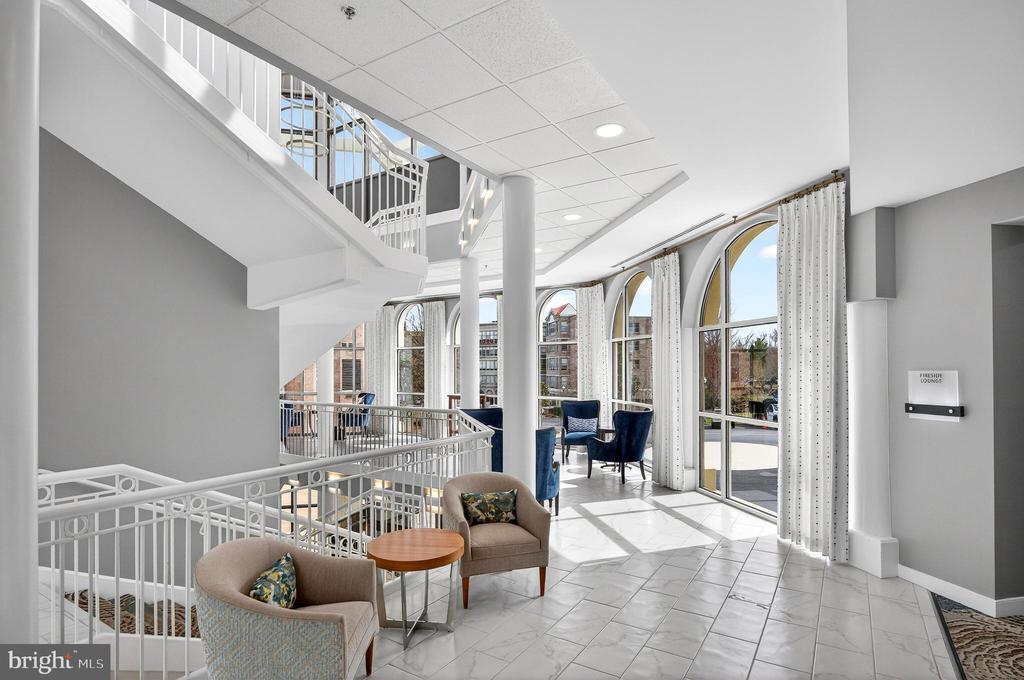 19355 CYPRESS RIDGE TERRACE Unit: 1122