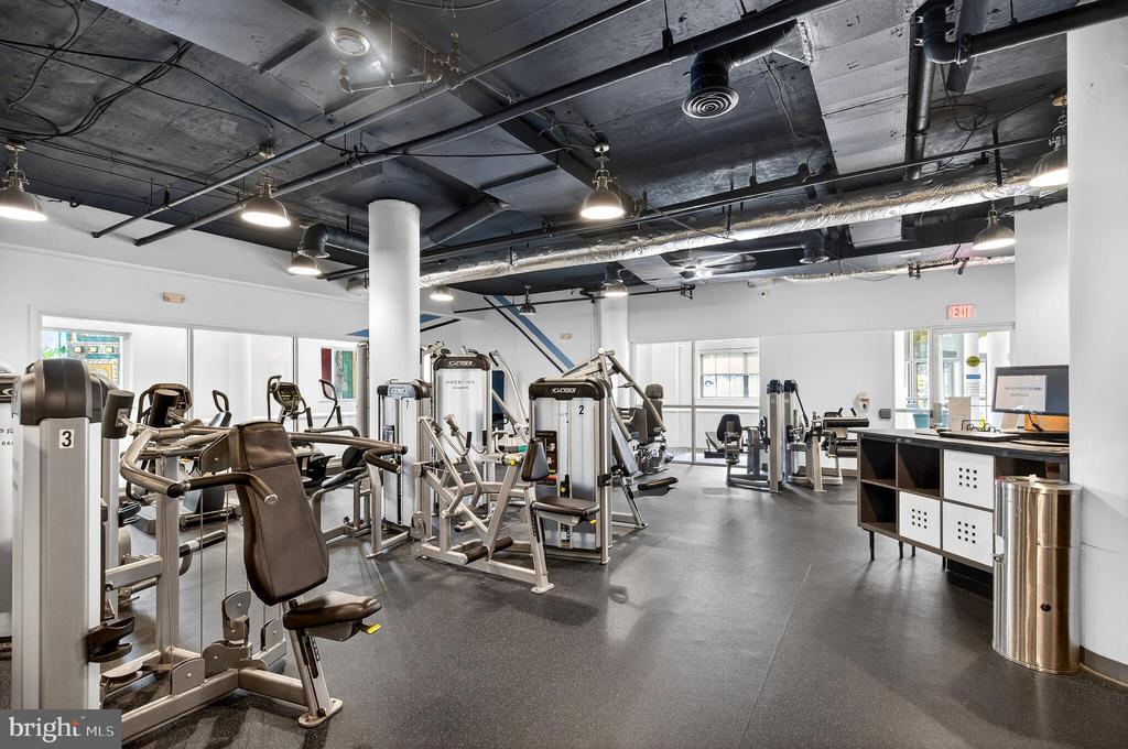 19355 CYPRESS RIDGE TERRACE Unit: 1122