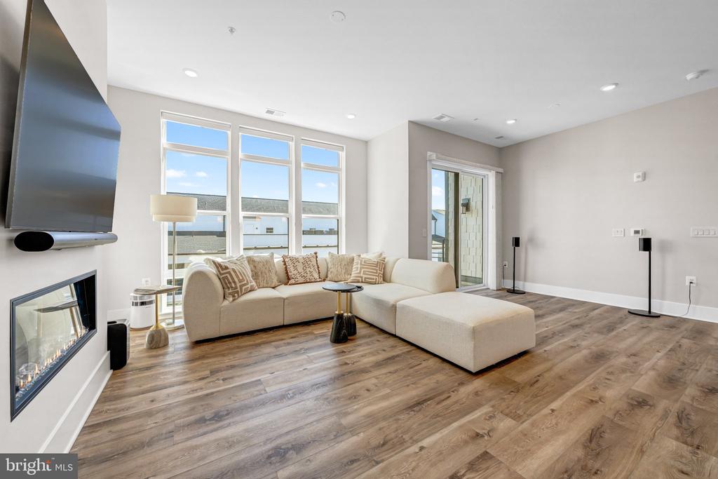 23665 HAVELOCK WALK TERRACE 406