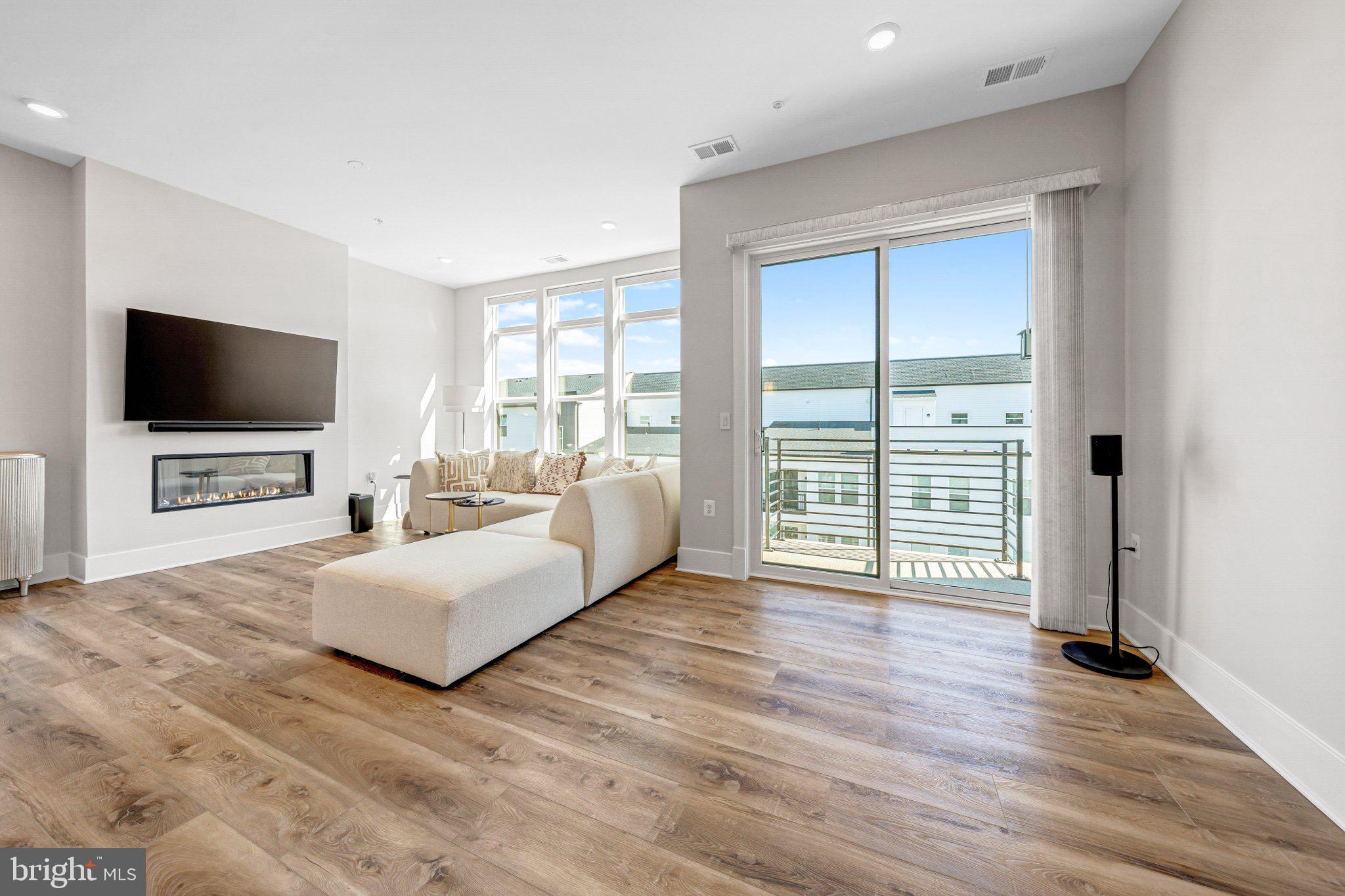 23665 HAVELOCK WALK TERRACE 406