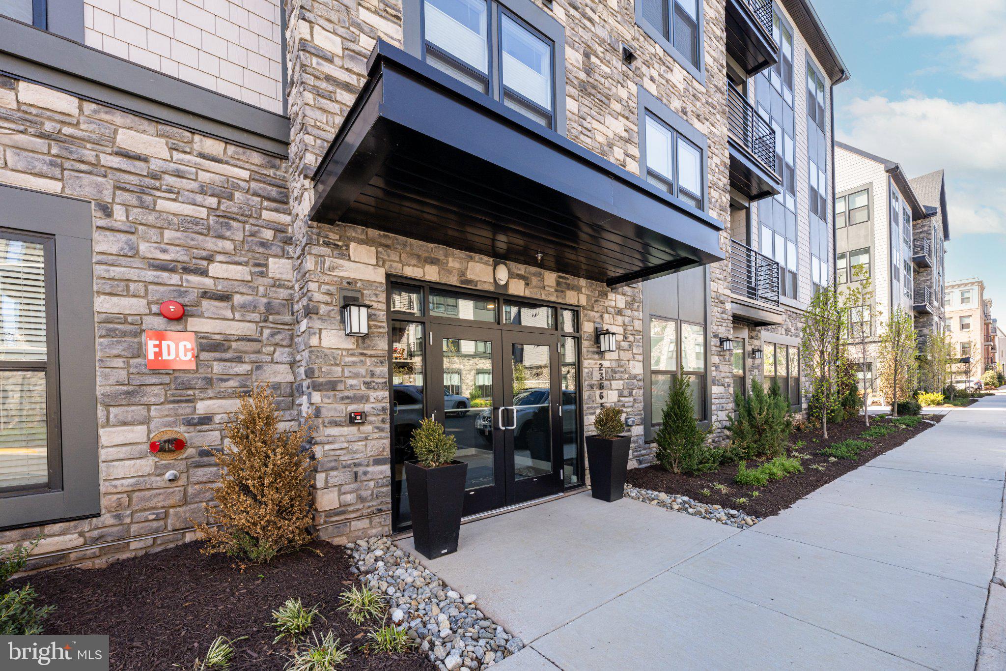 23665 HAVELOCK WALK TERRACE 406