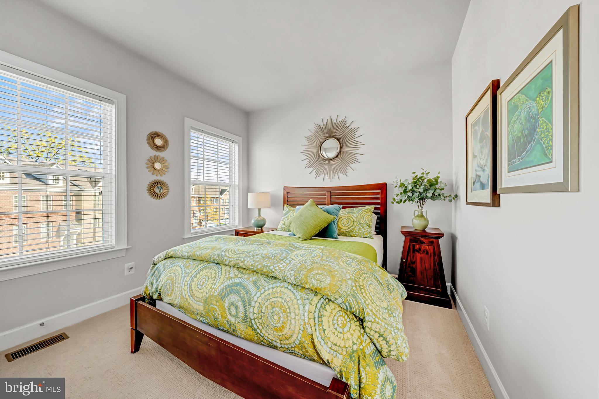 20212 CENTER BROOK SQUARE