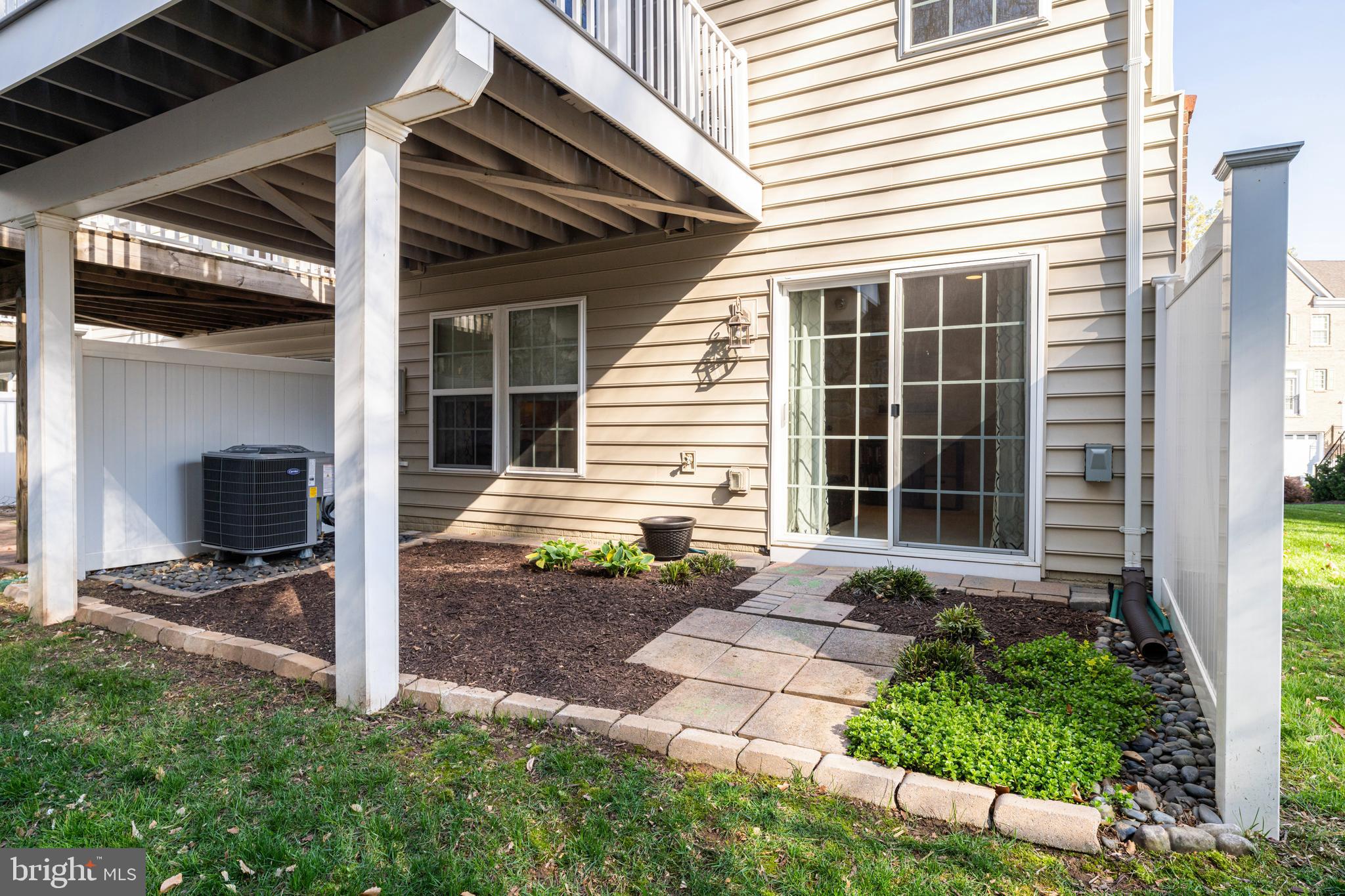 20212 CENTER BROOK SQUARE