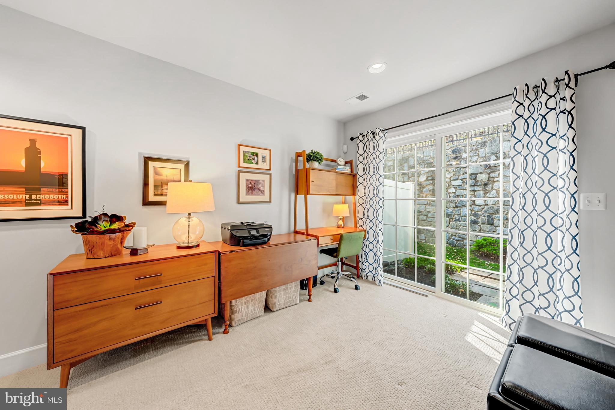 20212 CENTER BROOK SQUARE