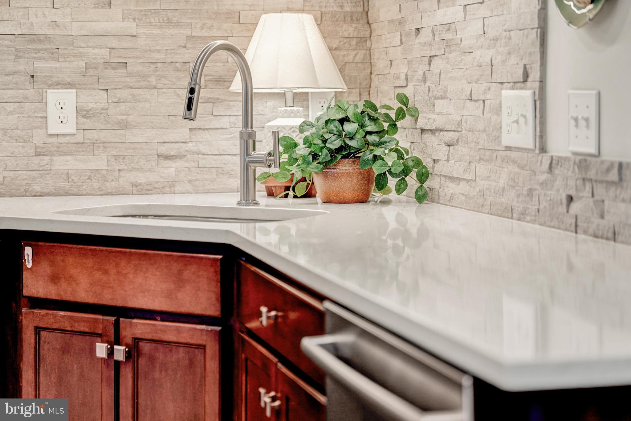 20212 CENTER BROOK SQUARE