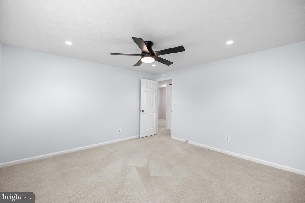 342 SAMANTHA DRIVE