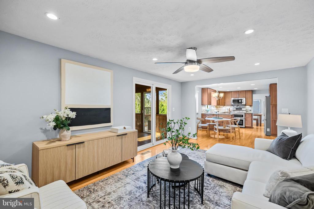 342 SAMANTHA DRIVE