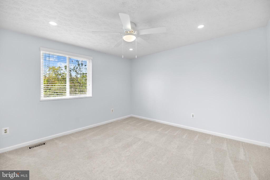 342 SAMANTHA DRIVE