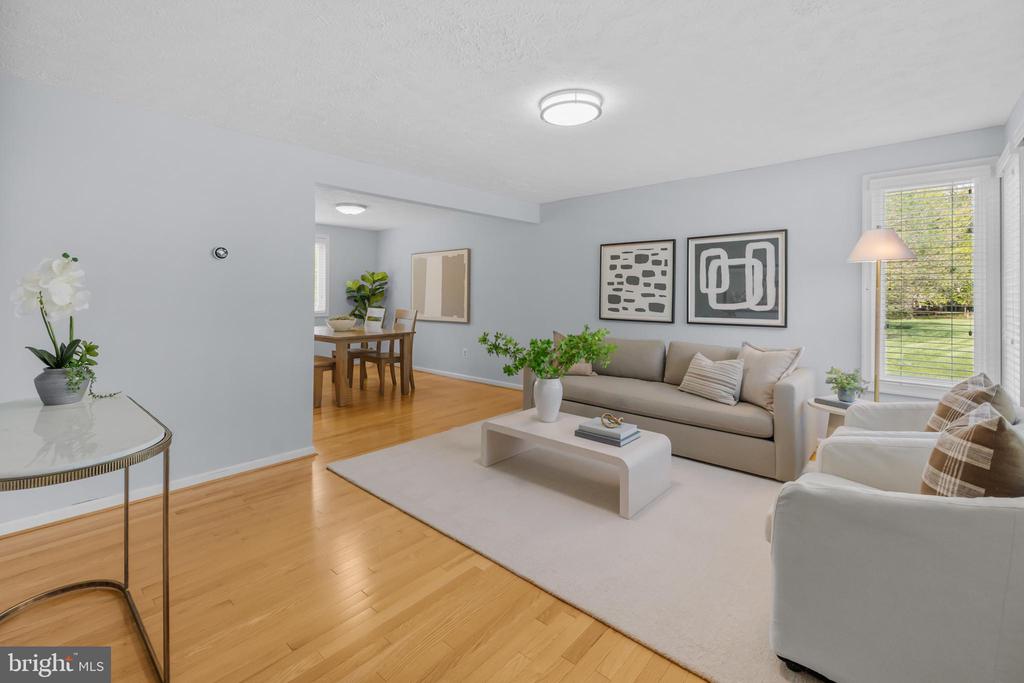342 SAMANTHA DRIVE