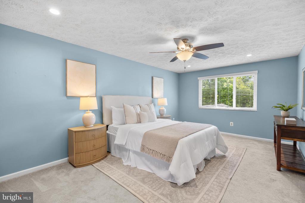 342 SAMANTHA DRIVE