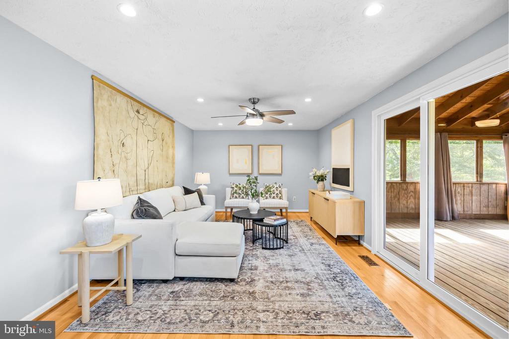342 SAMANTHA DRIVE
