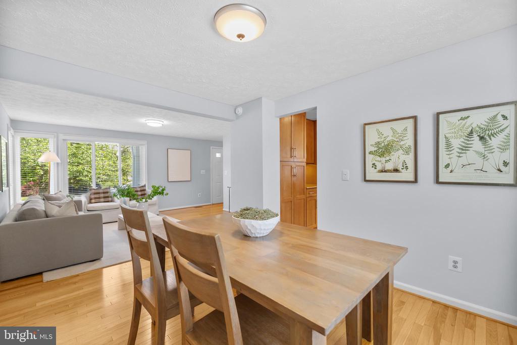 342 SAMANTHA DRIVE