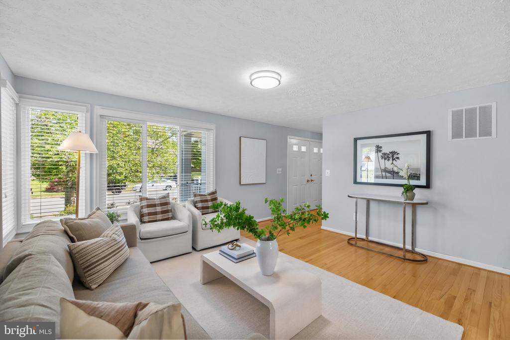 342 SAMANTHA DRIVE