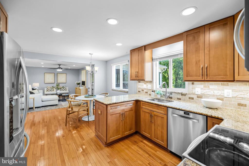 342 SAMANTHA DRIVE
