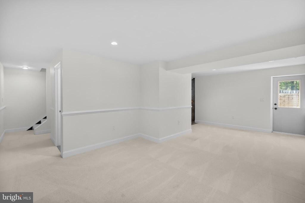342 SAMANTHA DRIVE