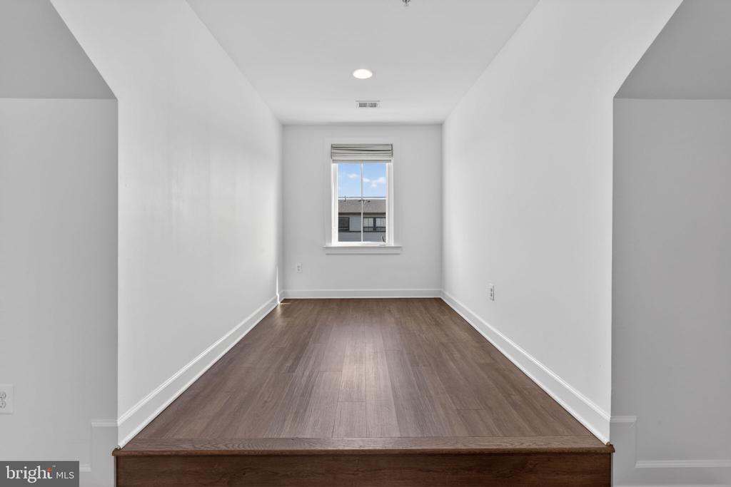43388 WHITEHEAD TERRACE