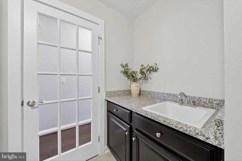 43388 WHITEHEAD TERRACE