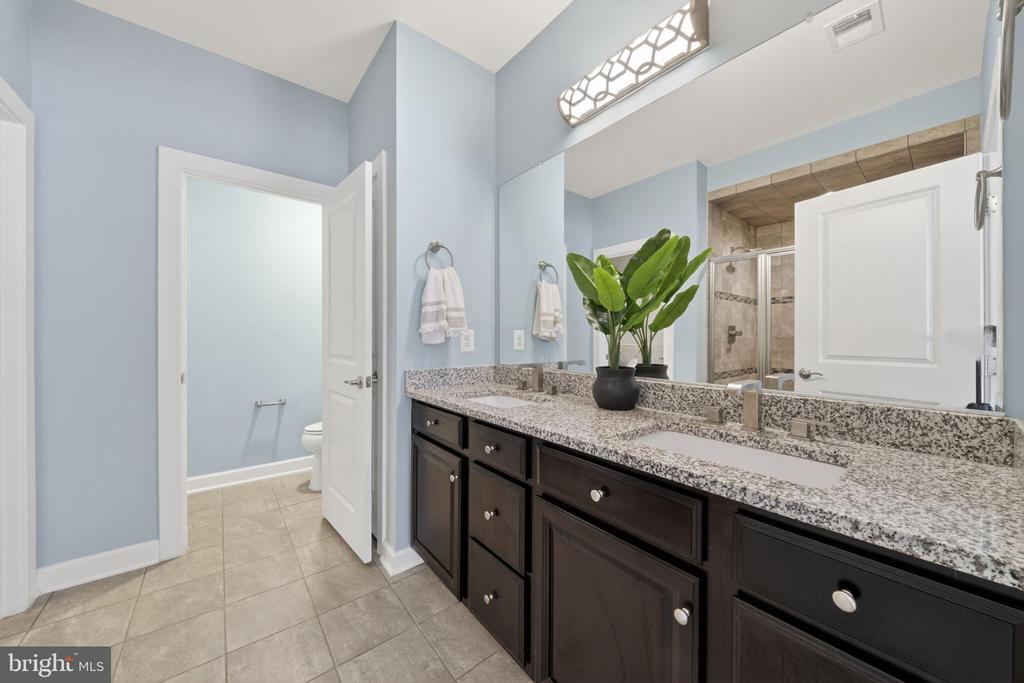 43388 WHITEHEAD TERRACE