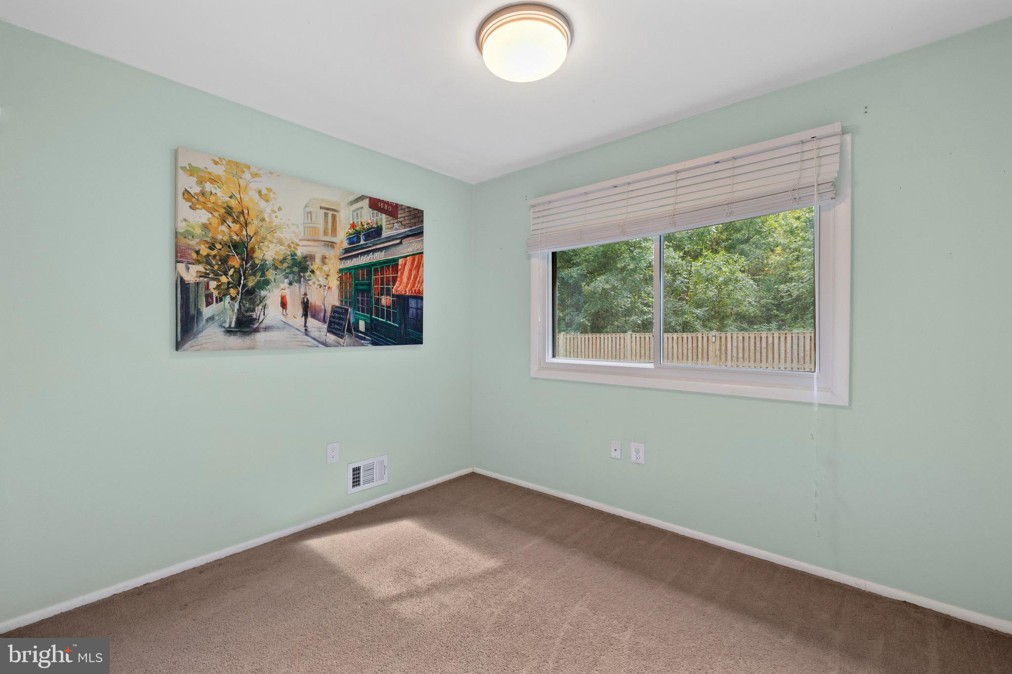 126 HOPELAND LANE