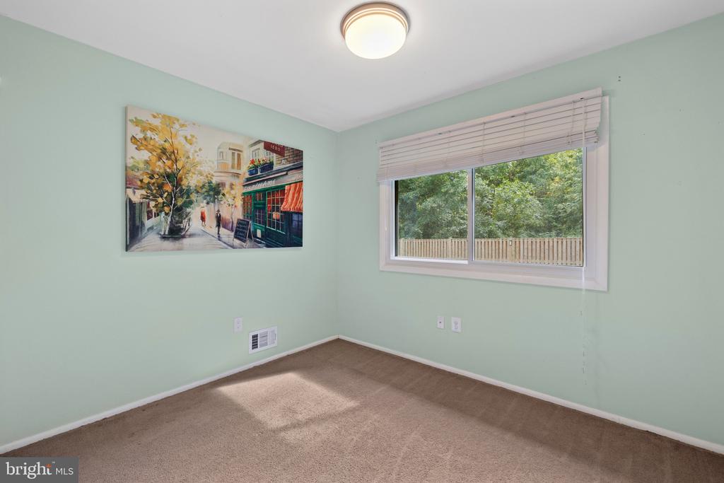 126 HOPELAND LANE
