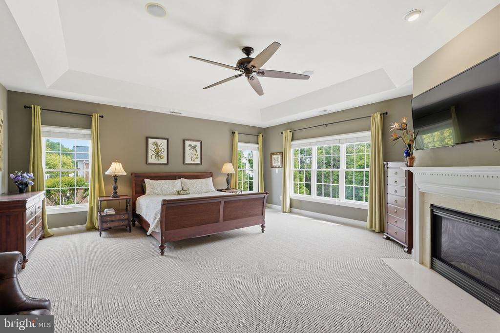 18856 RIDGEBACK COURT