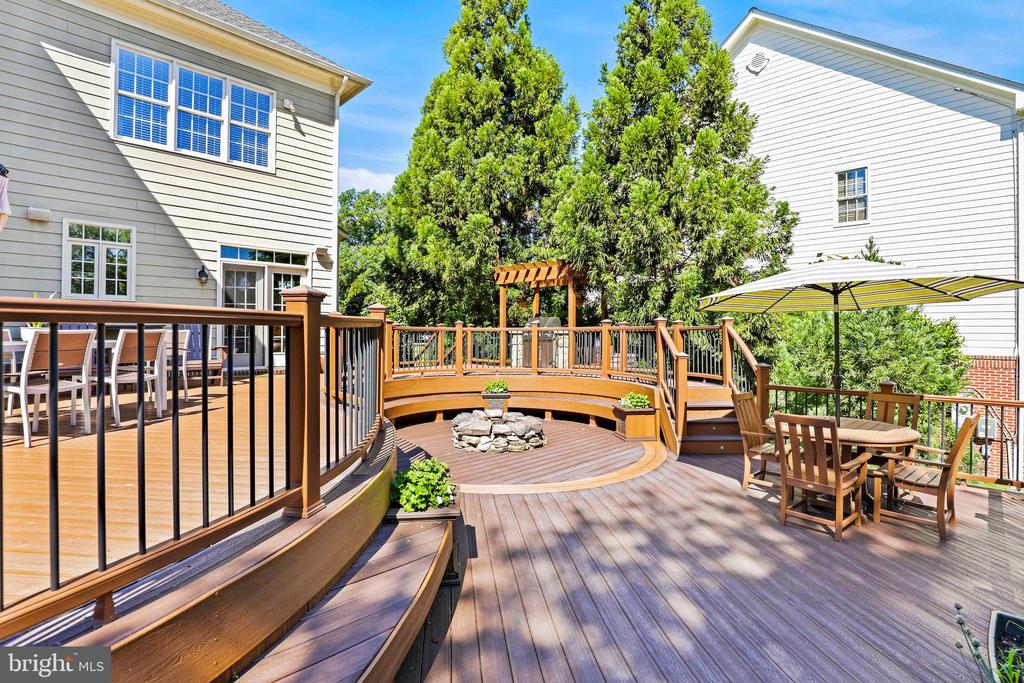 18856 RIDGEBACK COURT