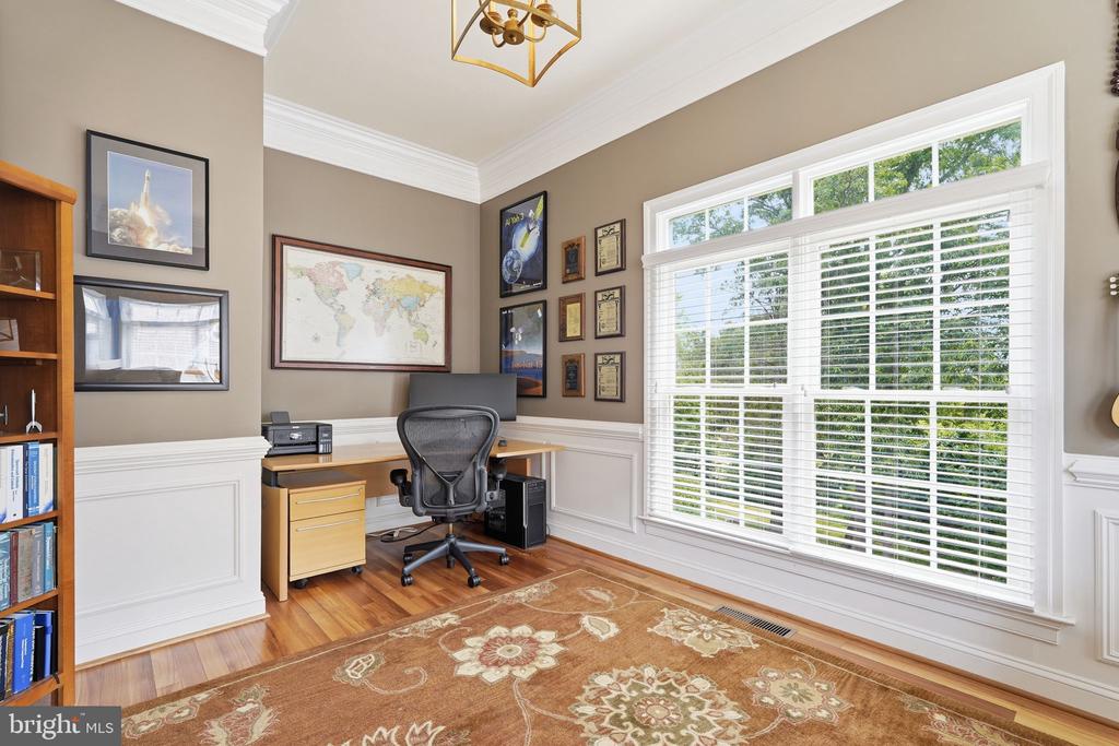 18856 RIDGEBACK COURT