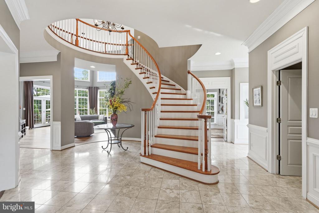 18856 RIDGEBACK COURT