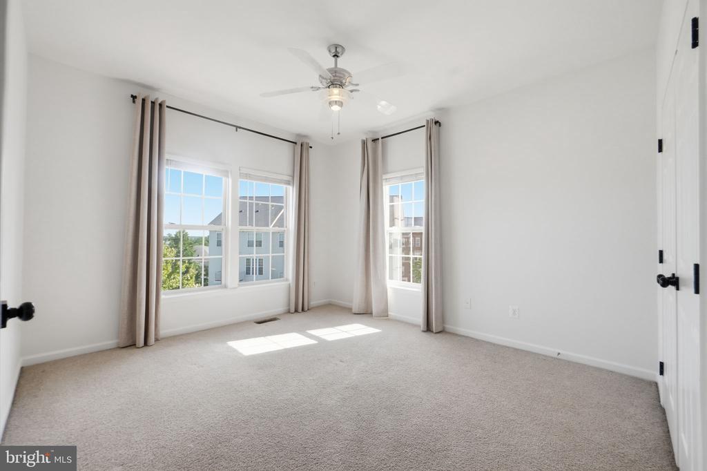 41861 INSPIRATION TERRACE
