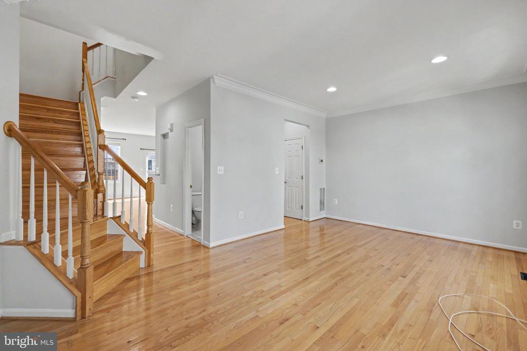 46202 WALPOLE TERRACE