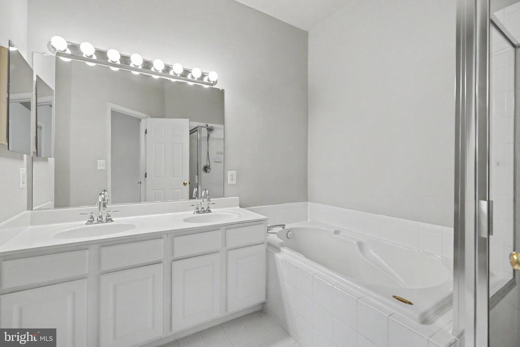 46202 WALPOLE TERRACE