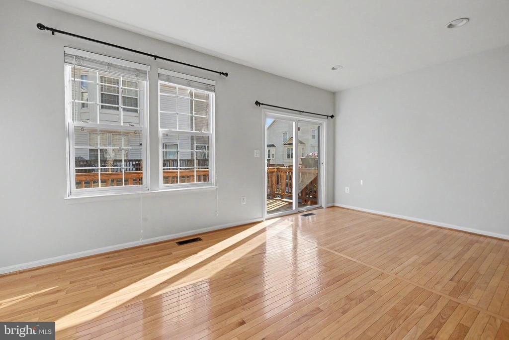 46202 WALPOLE TERRACE