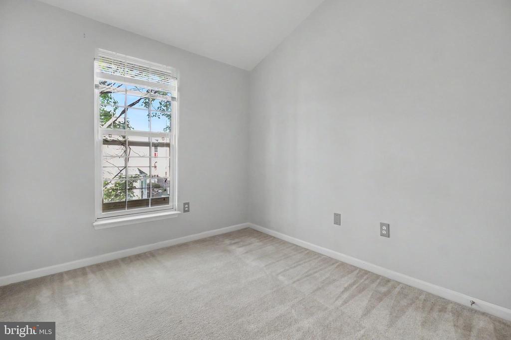 46202 WALPOLE TERRACE