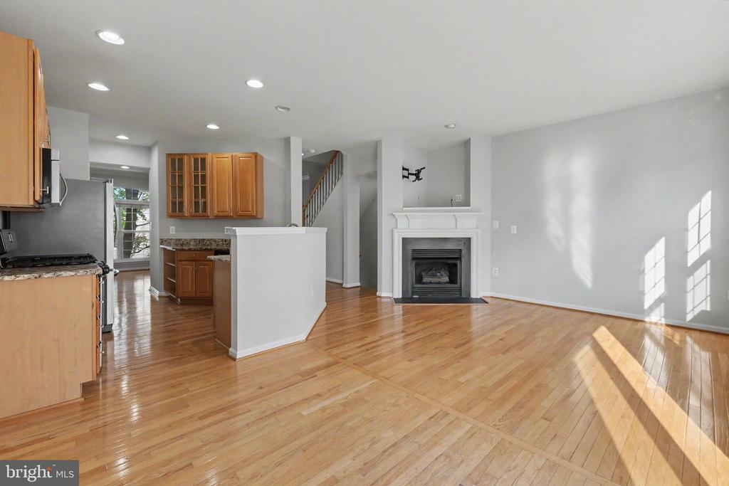 46202 WALPOLE TERRACE